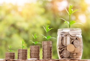 Strategia buy-and-monitor di Luca Spinelli, consulente finanziario indipendente di Lissone