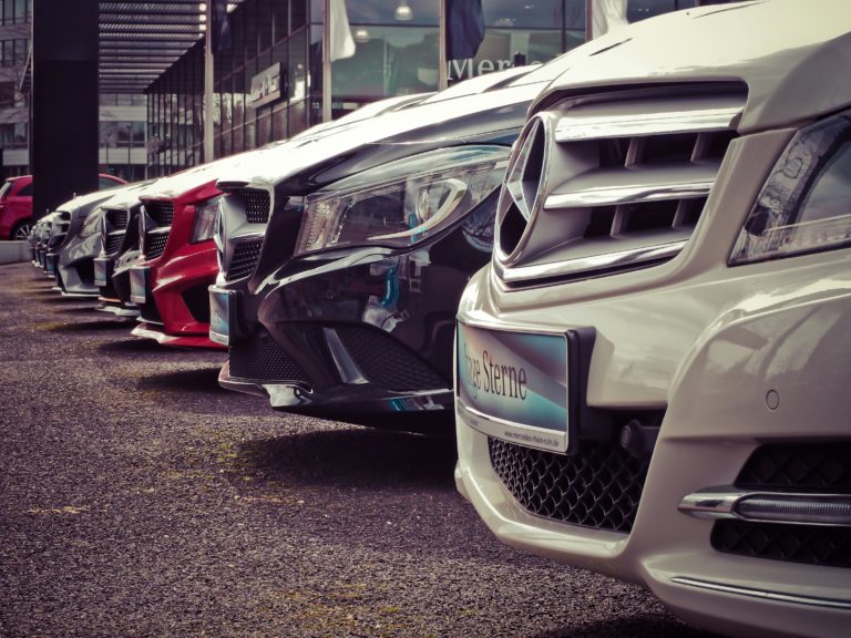 Addio proprietà? Perché sempre più italiani scelgono l’auto a noleggio