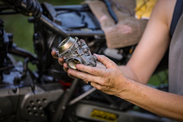 Il carburatore nella storia dell’automobile: evoluzione tecnica, manutenzione e restauro